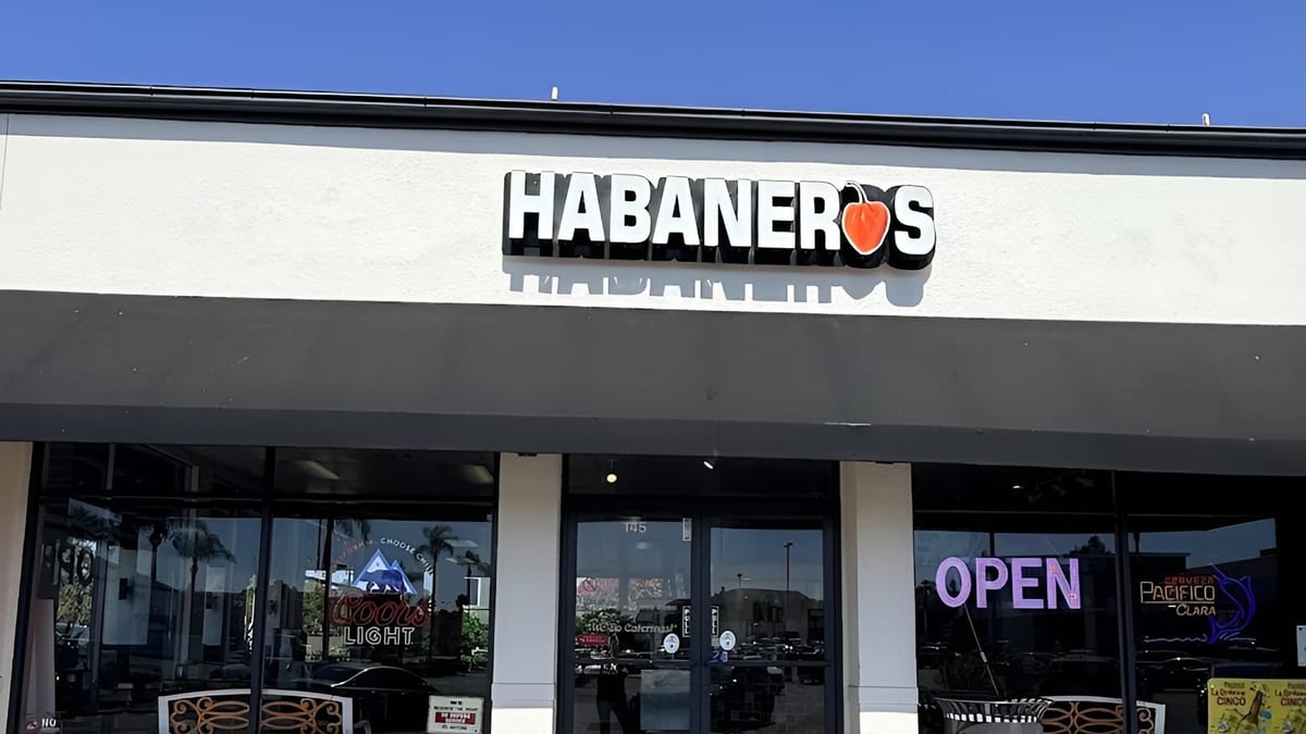 Open every day, breakfast through dinner